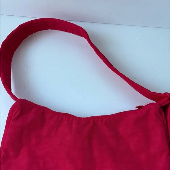 NWOT BAGGU Cargo Nylon Shoulder Bag- Candy Apple - Picture 6 of 10